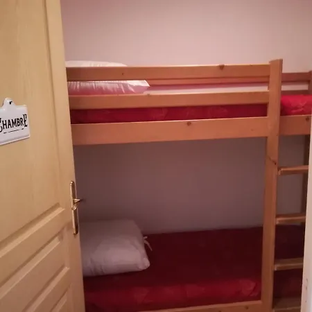 T3 - 5 Pers - Les Pics D Aran 3* Apartment *